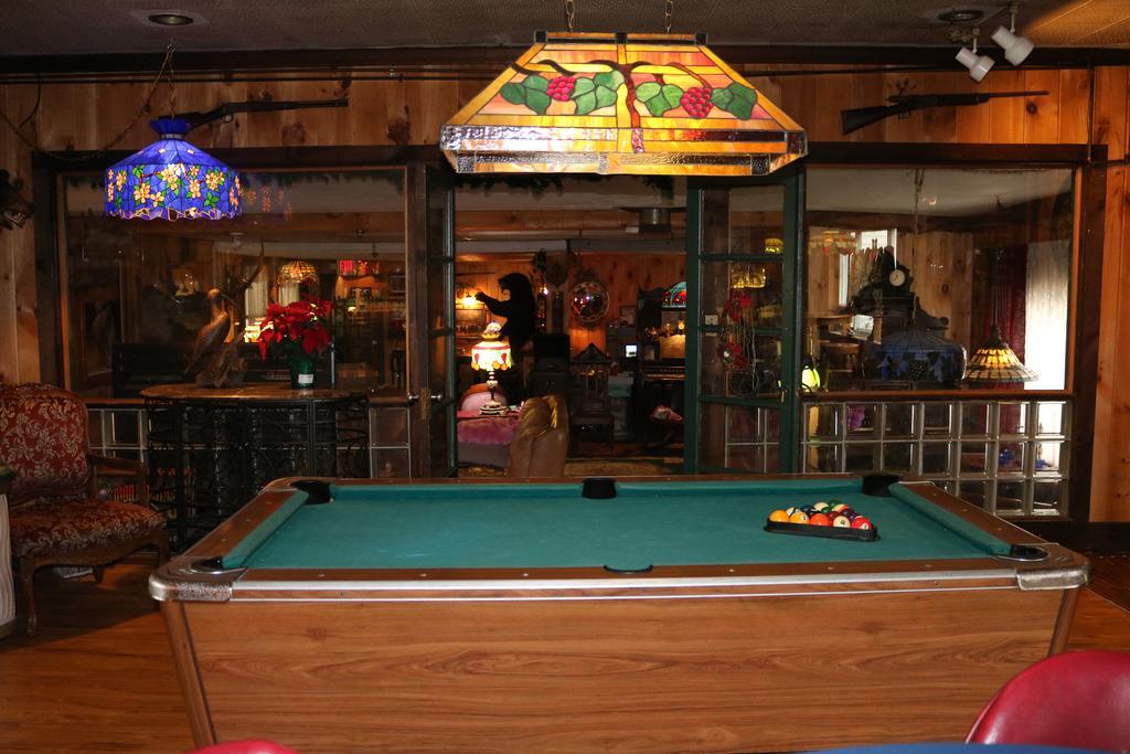 Colonial Inn Pine Hill Екстериор снимка
